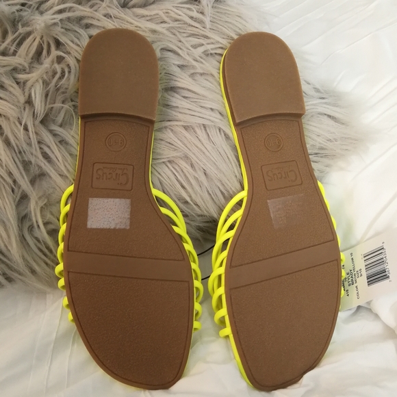 Circus by Sam Edelman sandals - Picture 3 of 4